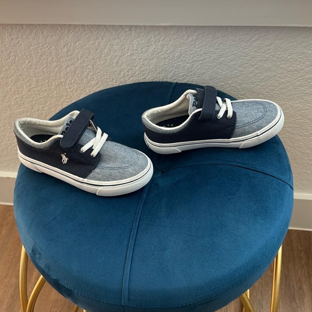 Toddler size 10c shoe